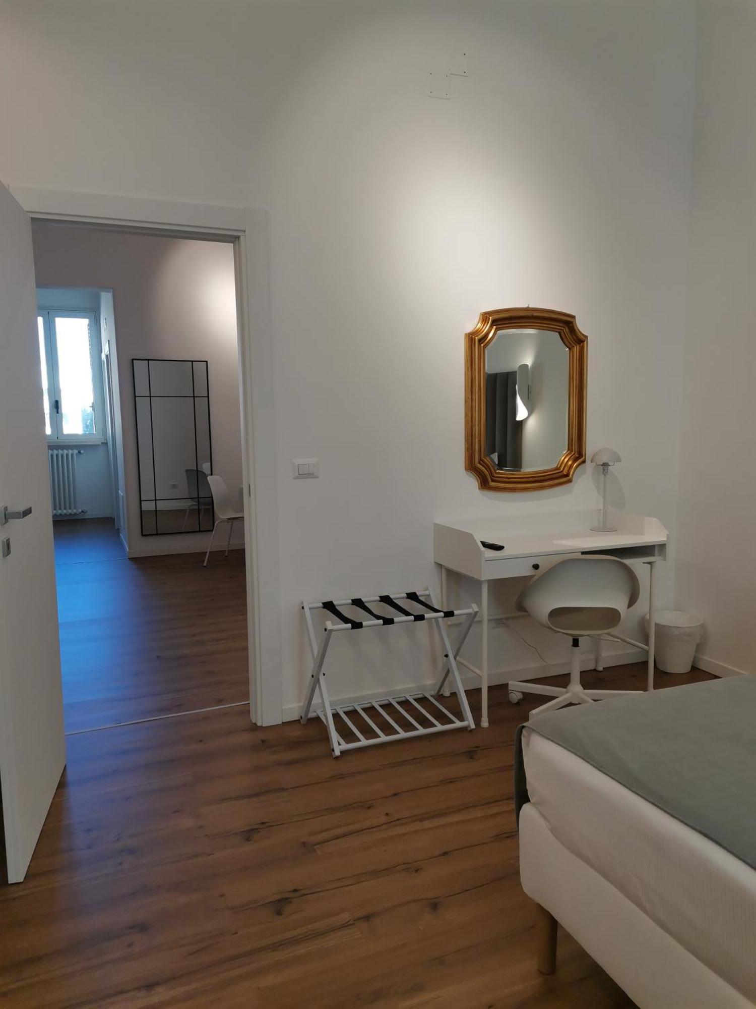 Garibaldi 52 Exclusive Apartments Bari Exterior foto